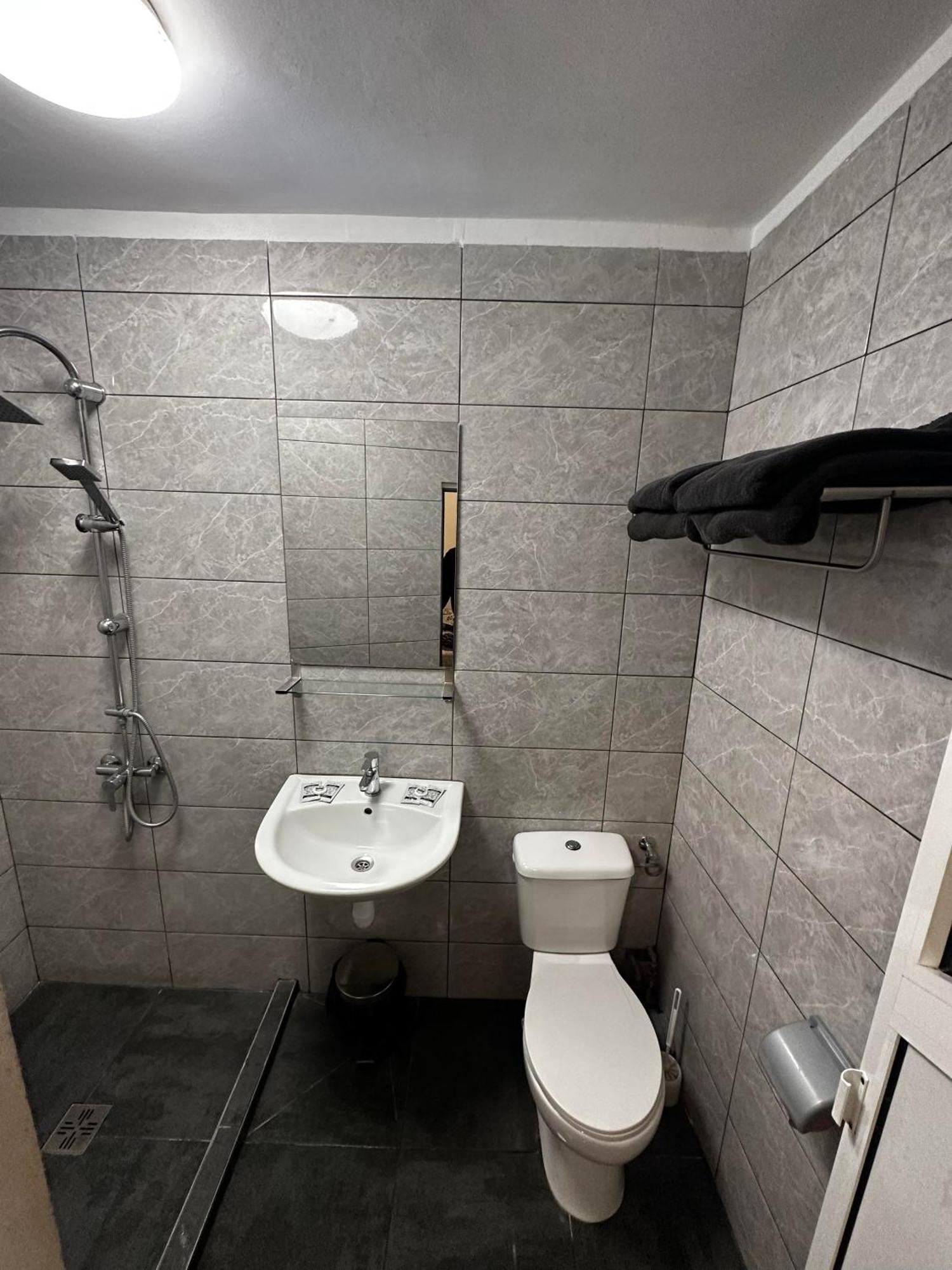 Aparthotel Casa Bucovineana Iasi Exterior foto