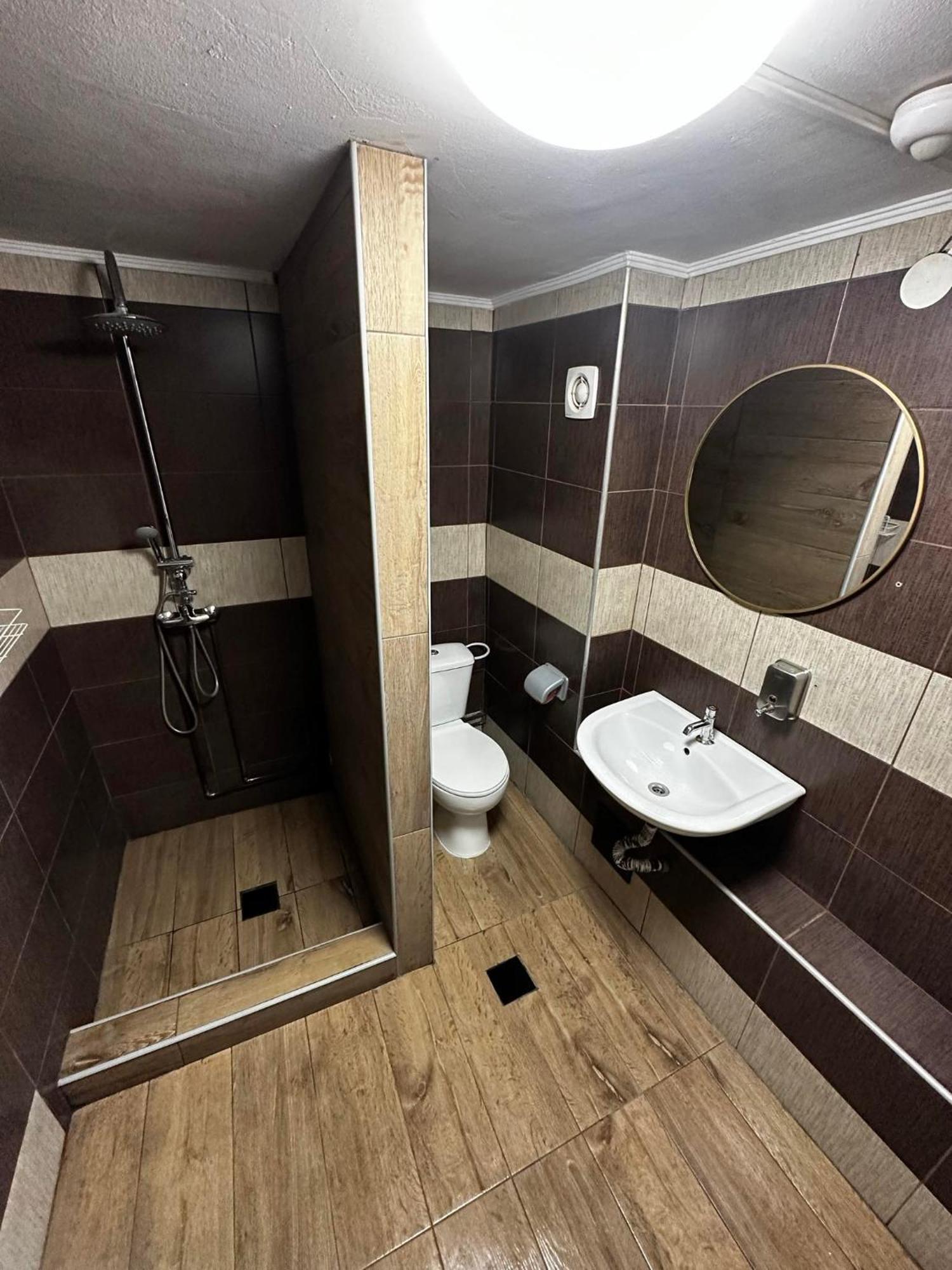 Aparthotel Casa Bucovineana Iasi Exterior foto