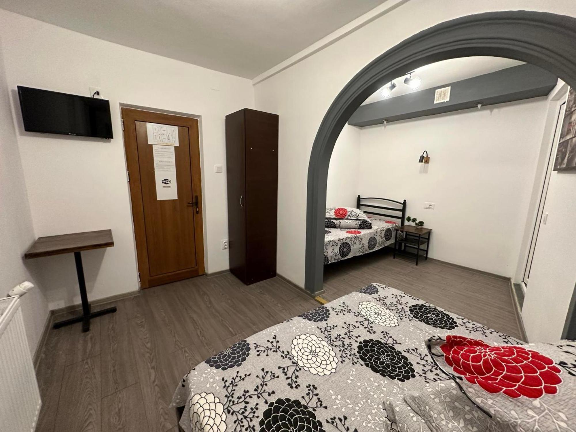 Aparthotel Casa Bucovineana Iasi Exterior foto